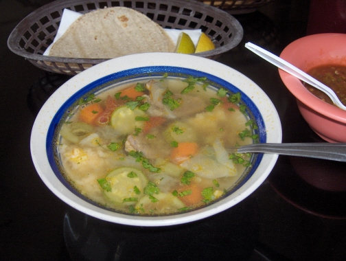 Caldo de Res