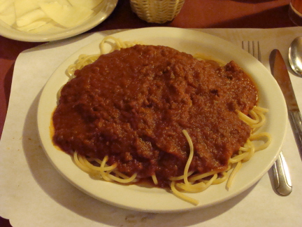 Spaghetti with marinera sauce