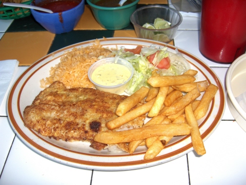 Pescado with french fries
