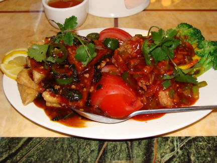 Tofu with basil and shrimp with barbecue sauce