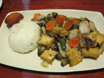 Lemongrass tofu at Mai Thai