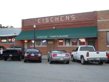Eischen's Bar in Okarche