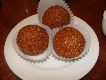 Sesame balls