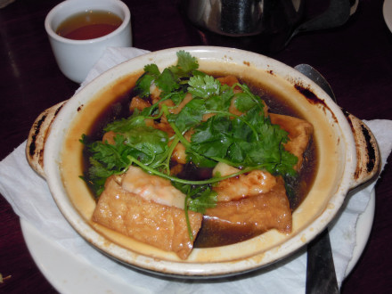 Hot pot with stuffed tofu
