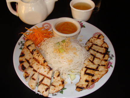 Grilled chicken & vermicelli