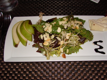 Mixed green salad