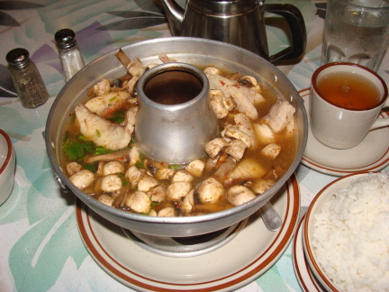 Taom yam pla